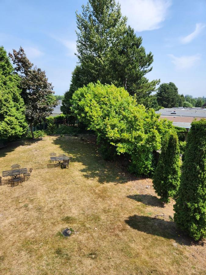 Grantview Inn Surrey Luaran gambar